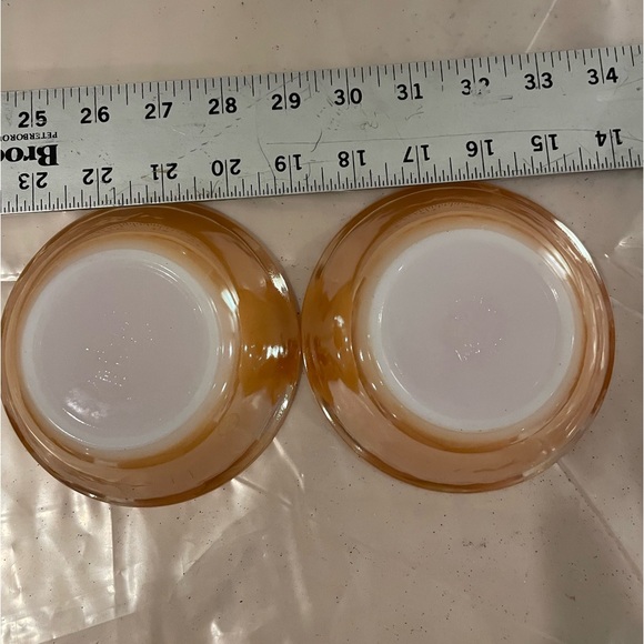 Vintage, Set four (4) Anchor Hocking Peach Luster Laurel Leaf Bowls, $37 - Picture 4 of 4